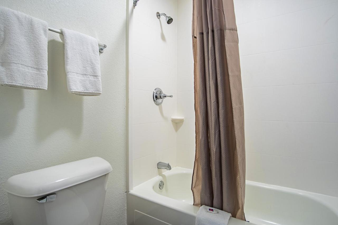Motel 6 Manchester Tn Bagian luar foto