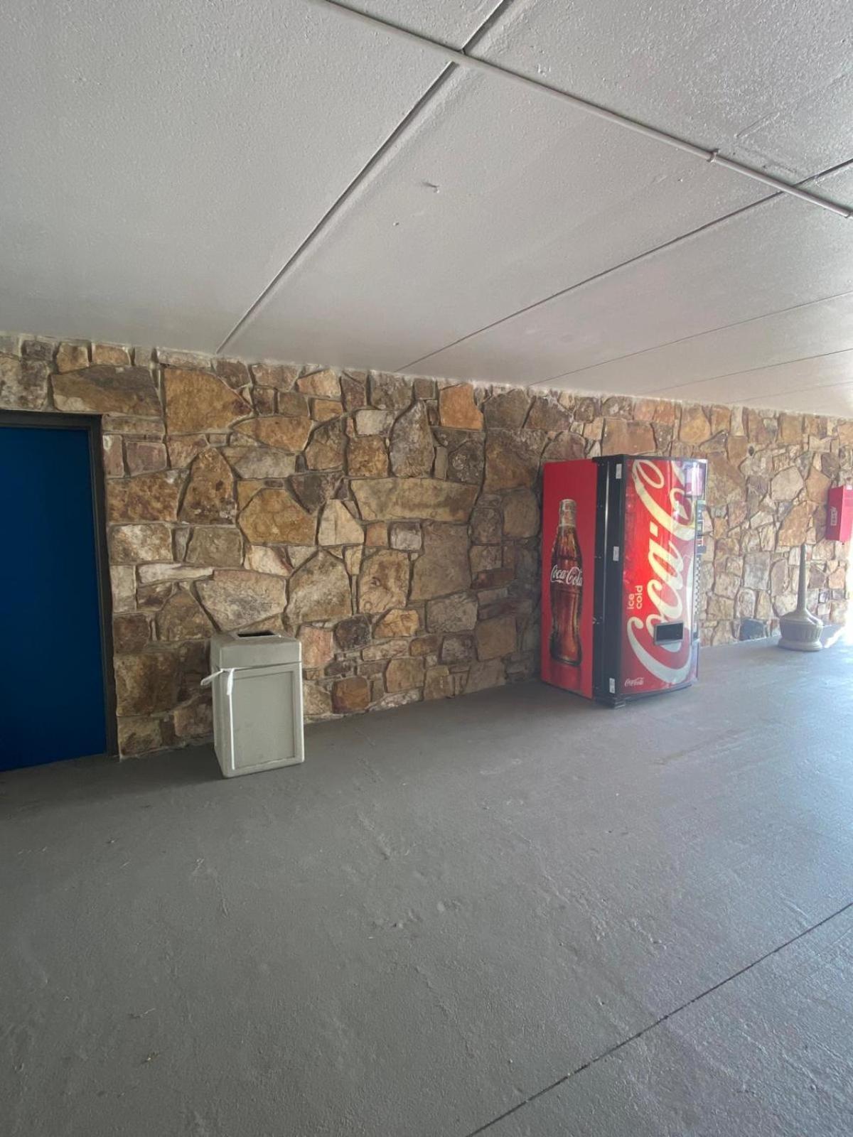 Motel 6 Manchester Tn Bagian luar foto
