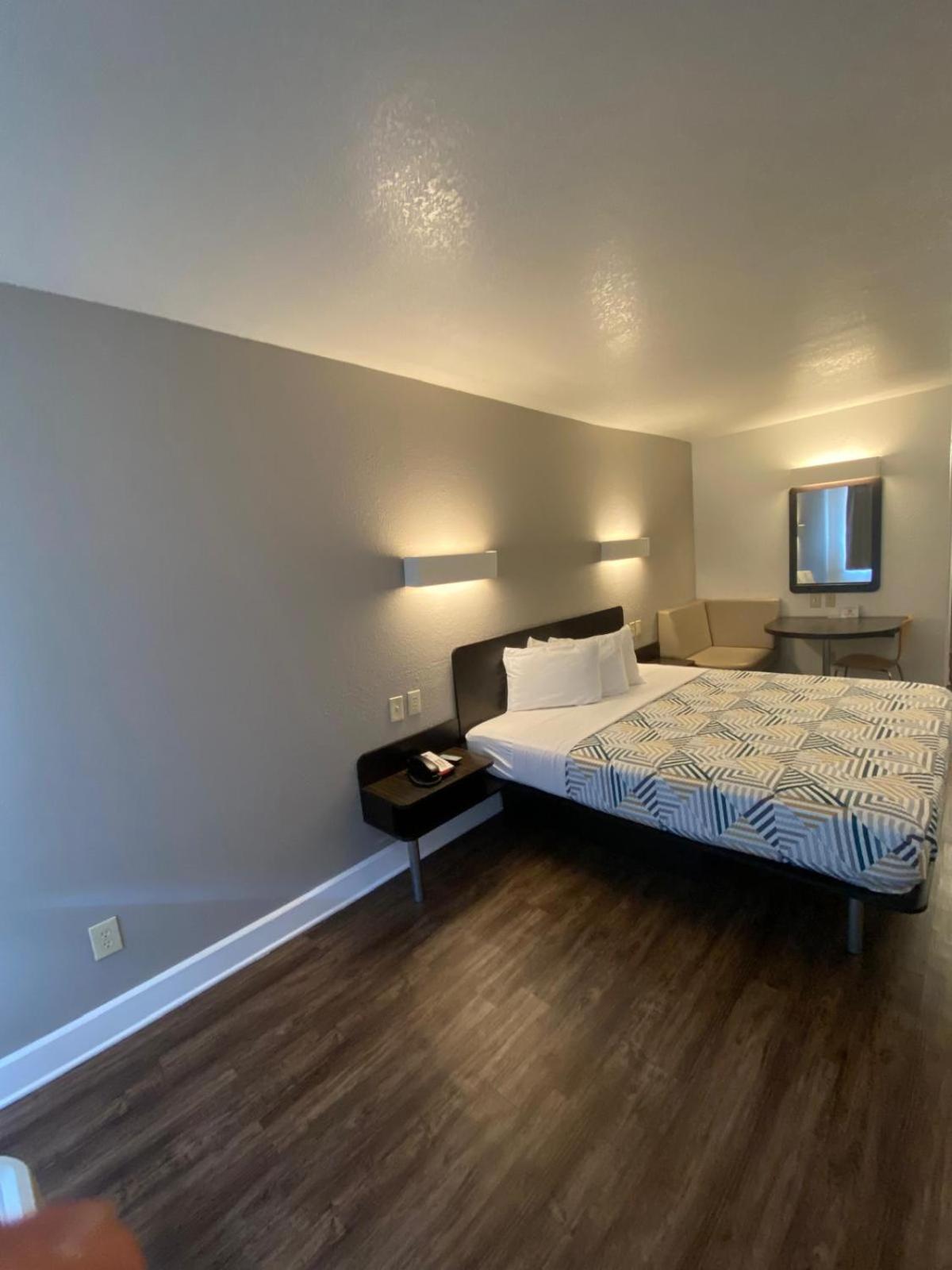 Motel 6 Manchester Tn Bagian luar foto