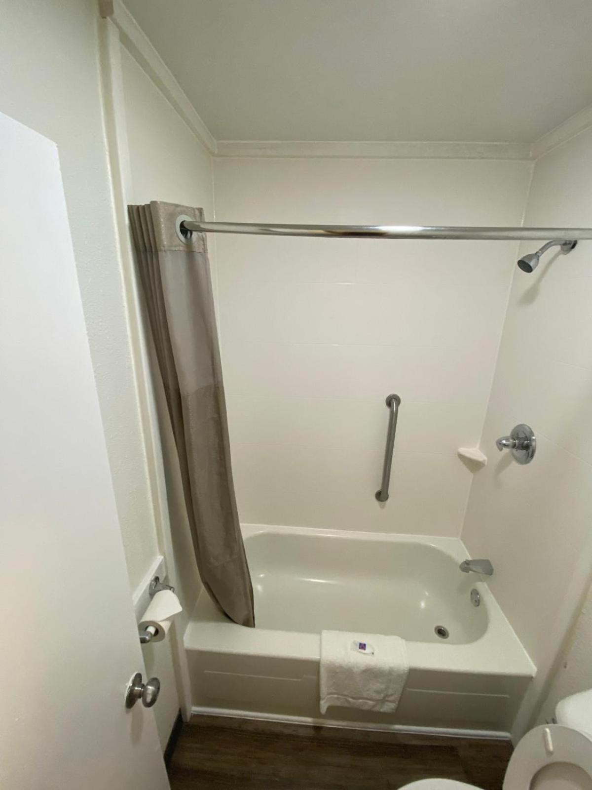 Motel 6 Manchester Tn Bagian luar foto
